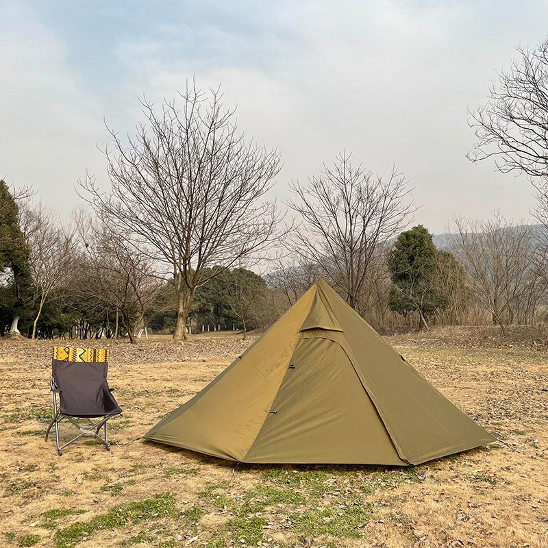 Tente tipi extérieure